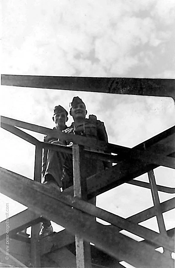 Beobachtungspodest Soldaten 1940