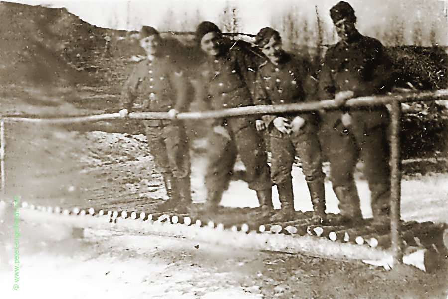 Im Stützpunkt Remscheid bei Kholm, März 1943