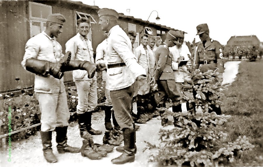 Stiefel-Appell beim Reichsarbeitsdienst