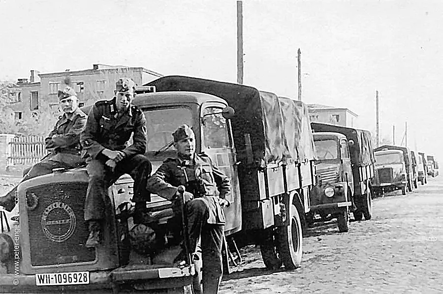 Klöckner-Deutz A3000 military truck, identifiable by its logo; manufactured from 1940 onwards; undated photograph, 1941.